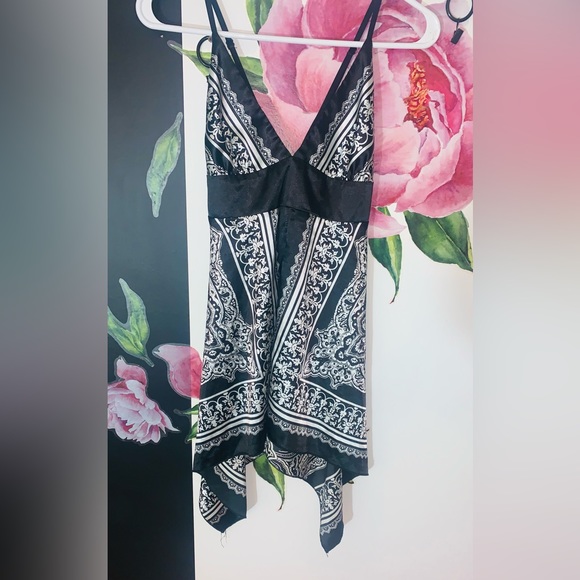 PLASTIC BRAND🩶Silky, Satin Flowy Camisole - Picture 7 of 10